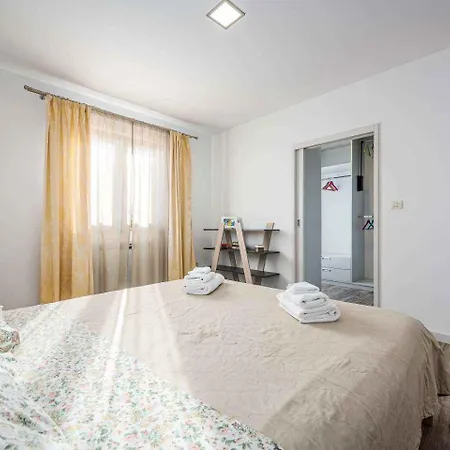 Holiday home In - Istrien 46927 Visnjan